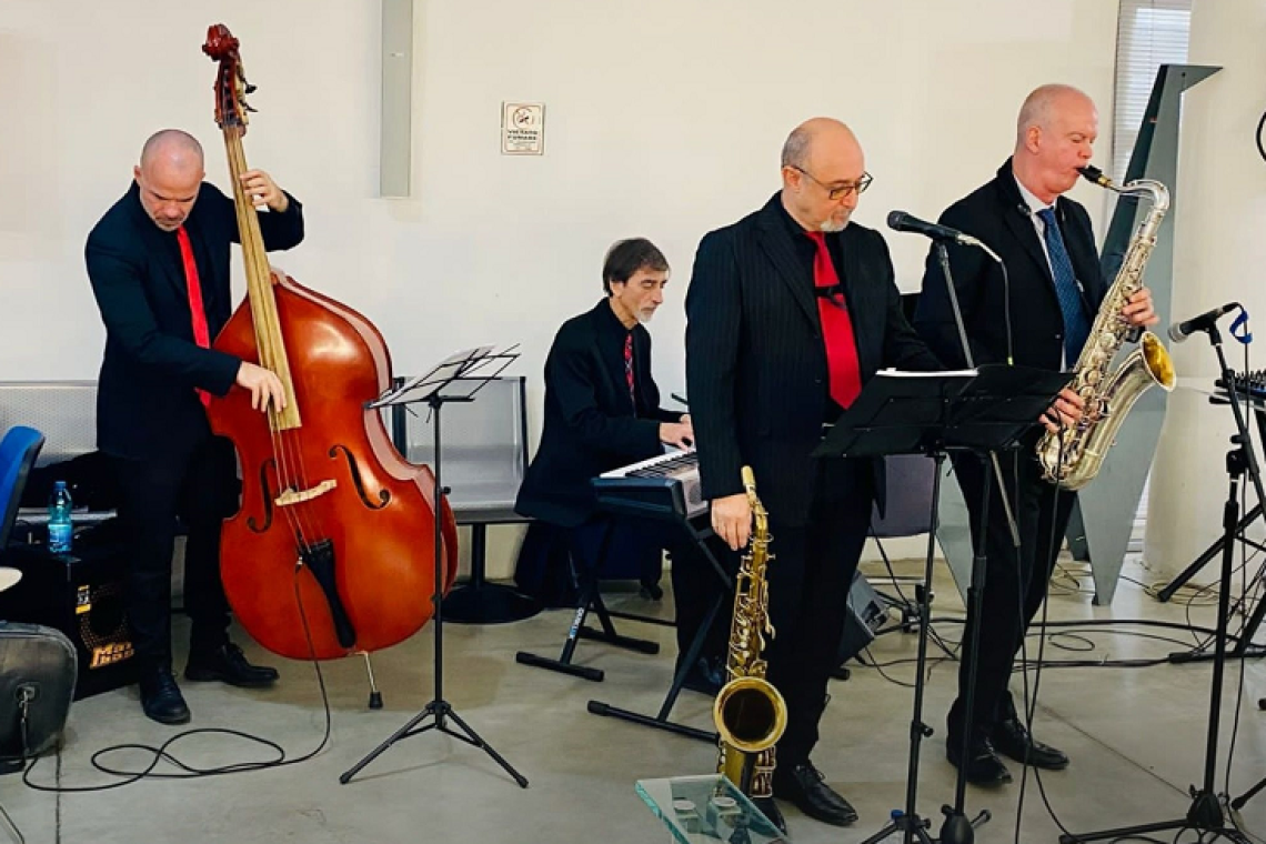 Concerto di Natale a Fiumicino e gli Auguri di Buone feste del Sindaco Mario Baccini.